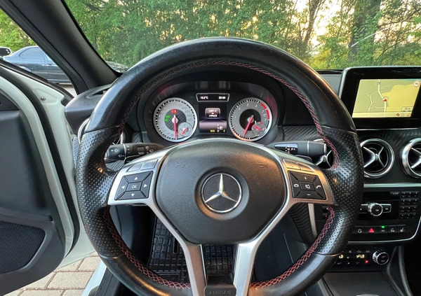 Mercedes-Benz Klasa A cena 69900 przebieg: 140000, rok produkcji 2015 z Kraków małe 667